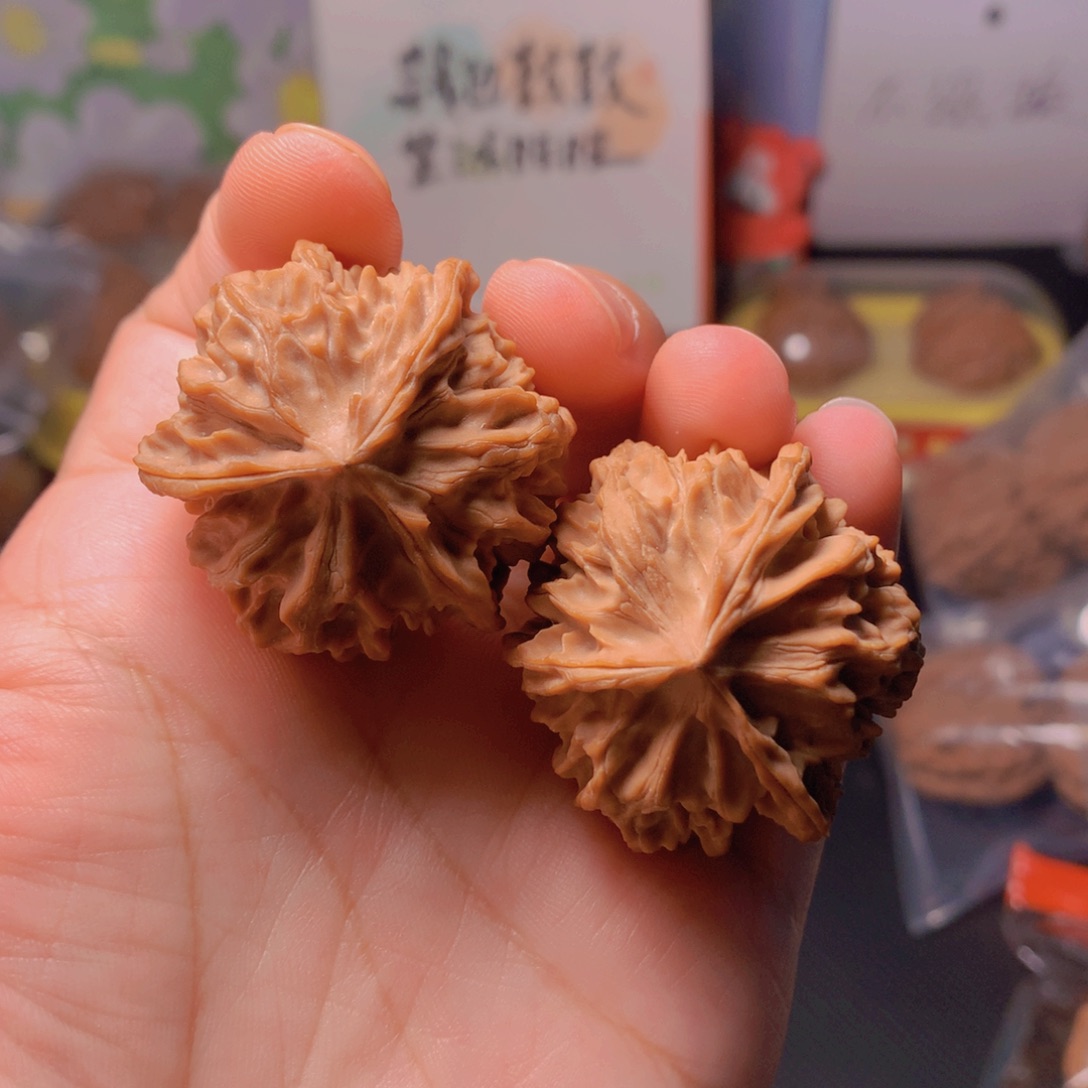 吊坠文玩核桃三棱