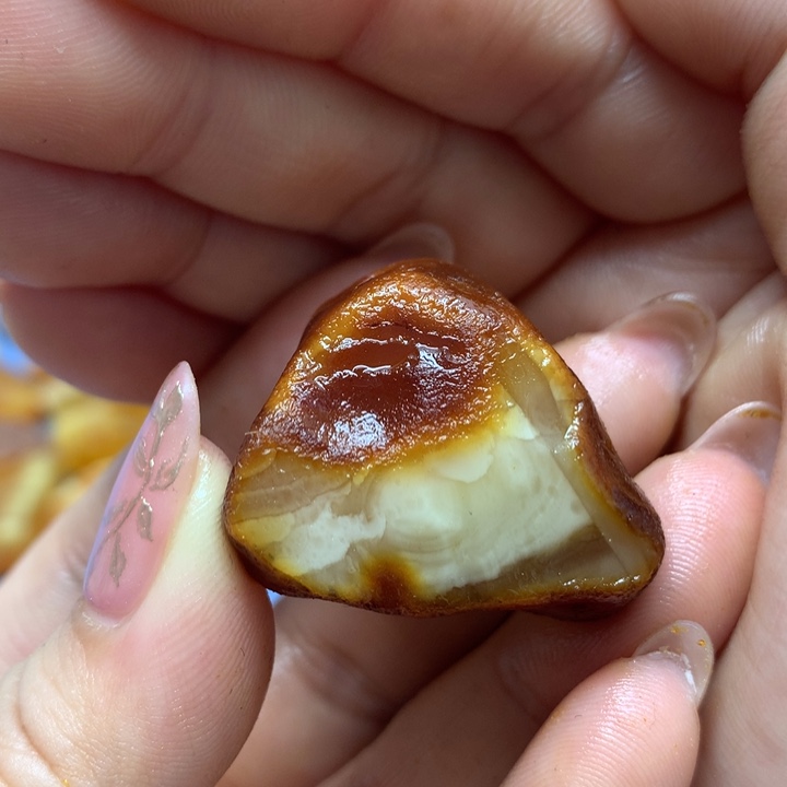 未镶嵌定制琥珀蜜蜡工坊原石定制