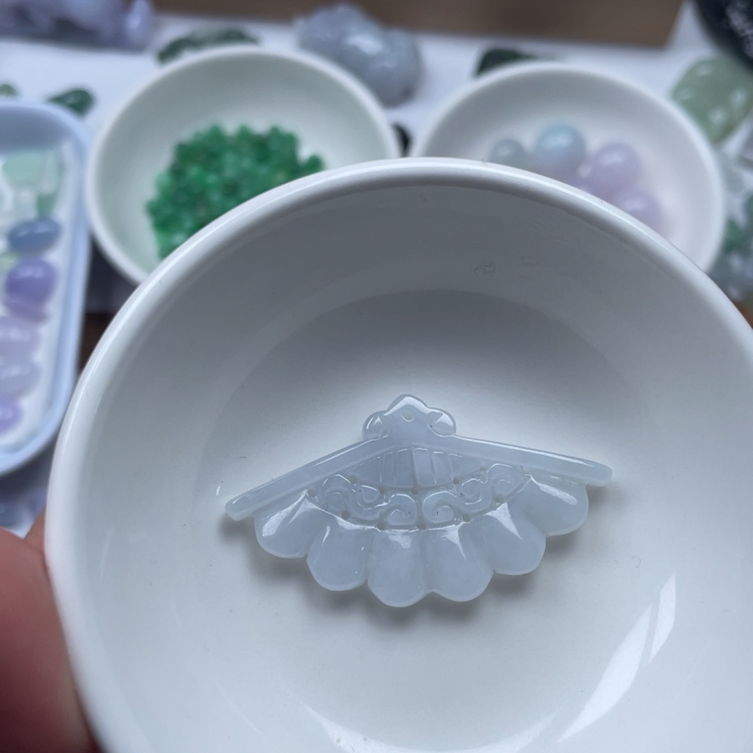 翡翠颈饰未镶嵌88888888