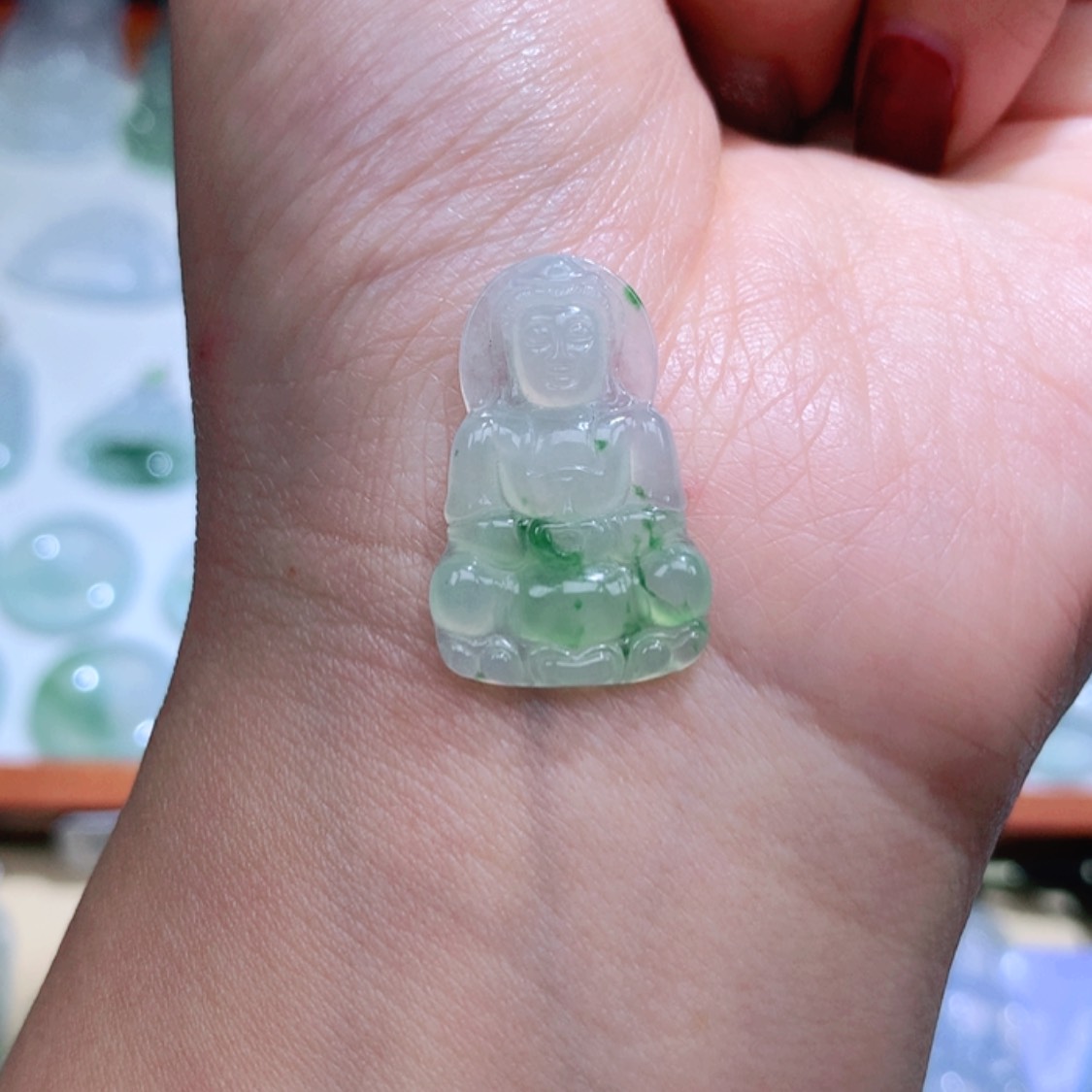 【闪购商品】翡翠颈饰未镶嵌铃*?观音