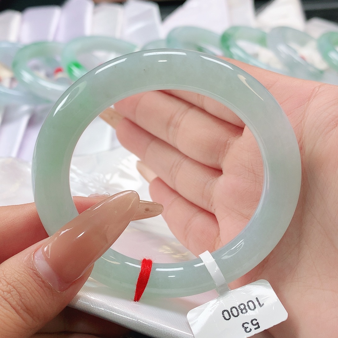 翡翠未镶嵌手镯缅甸天然翡翠