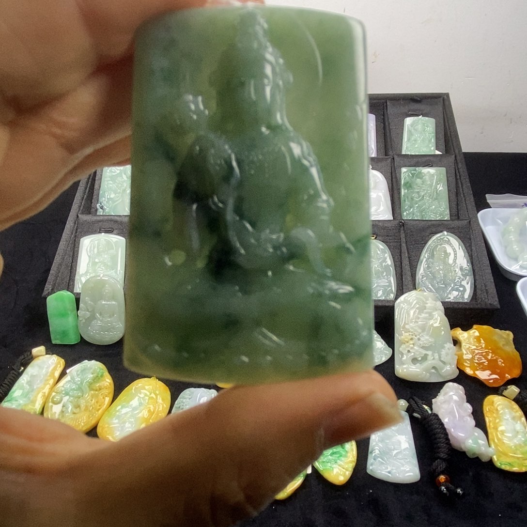 翡翠未镶嵌吊坠(不含链)