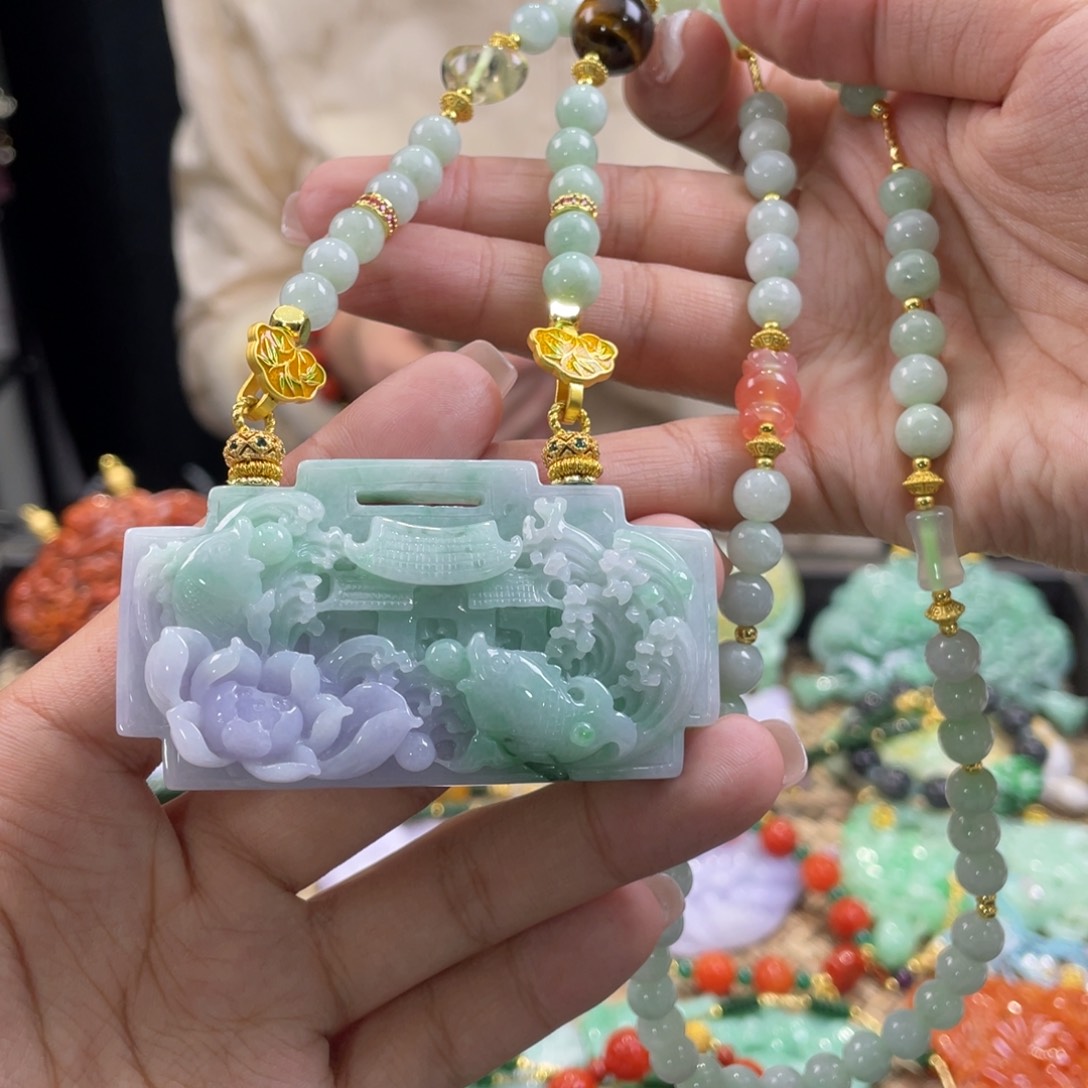 翡翠颈饰未镶嵌代编织