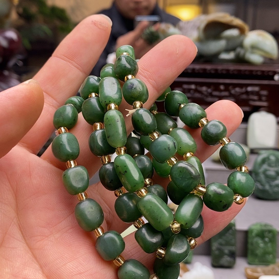 和田玉未镶嵌颈饰多样性发货只发一条