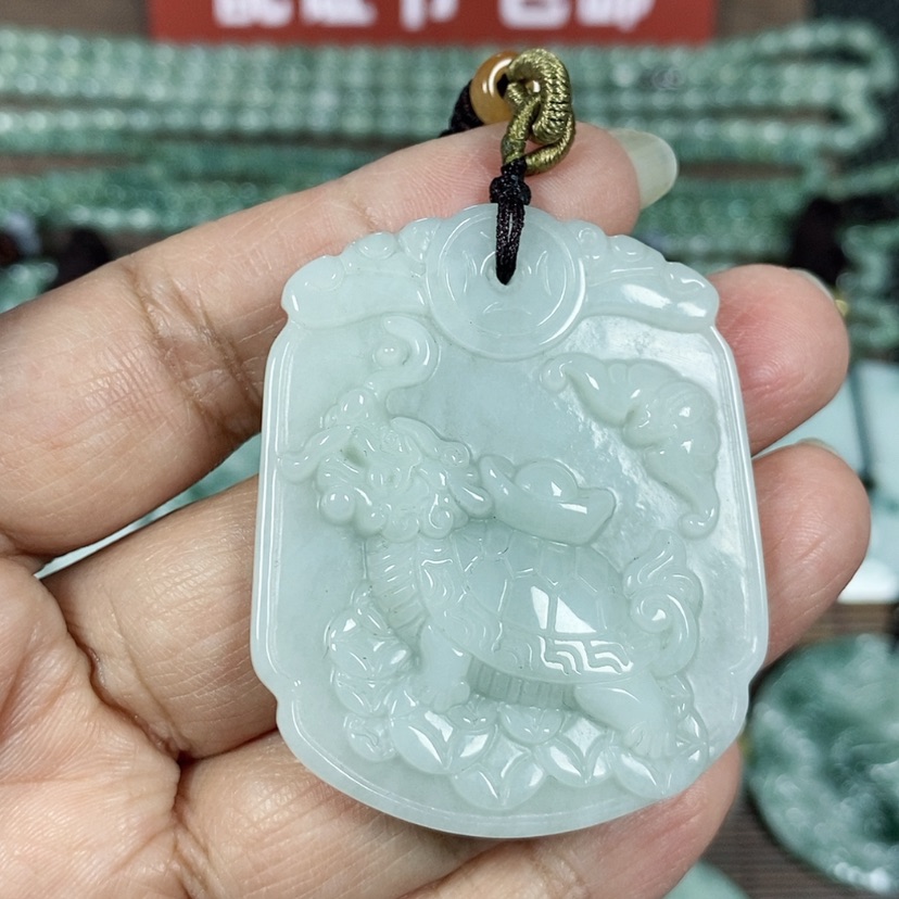 【闪购商品】翡翠颈饰未镶嵌玉吊坠翡翠玉龙龟牌