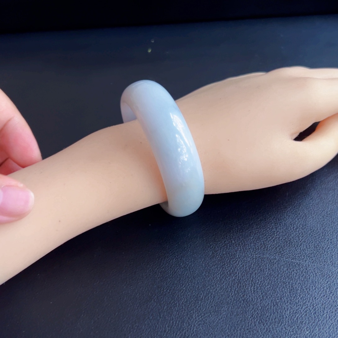 翡翠手镯未镶嵌圈口54/55