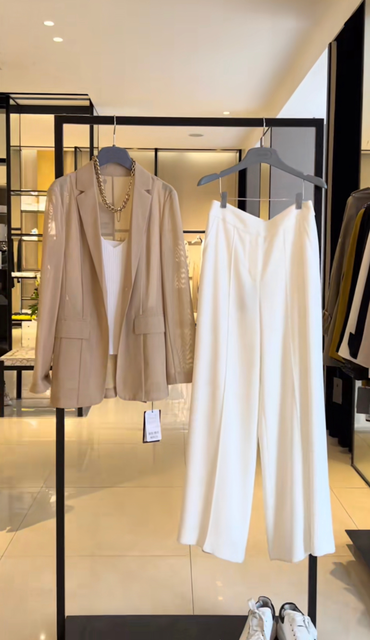 不支持退换 5400546 时尚百搭西装外套