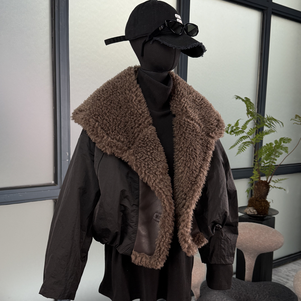 流行时尚潮牌女装欧洲站冬季翻领皮90白鹅绒羽绒服外套2025D2228