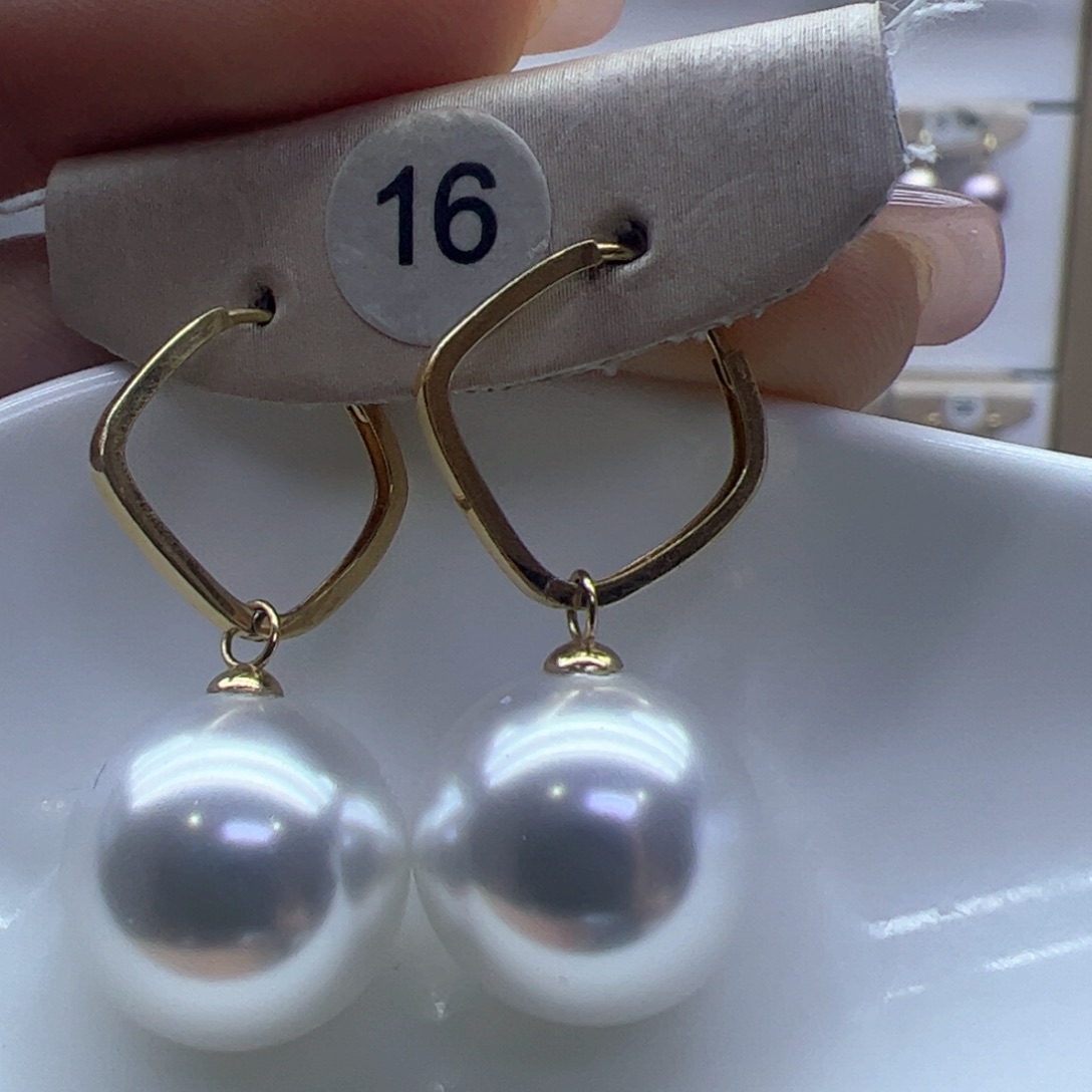 淡水珍珠耳饰18K金镶嵌