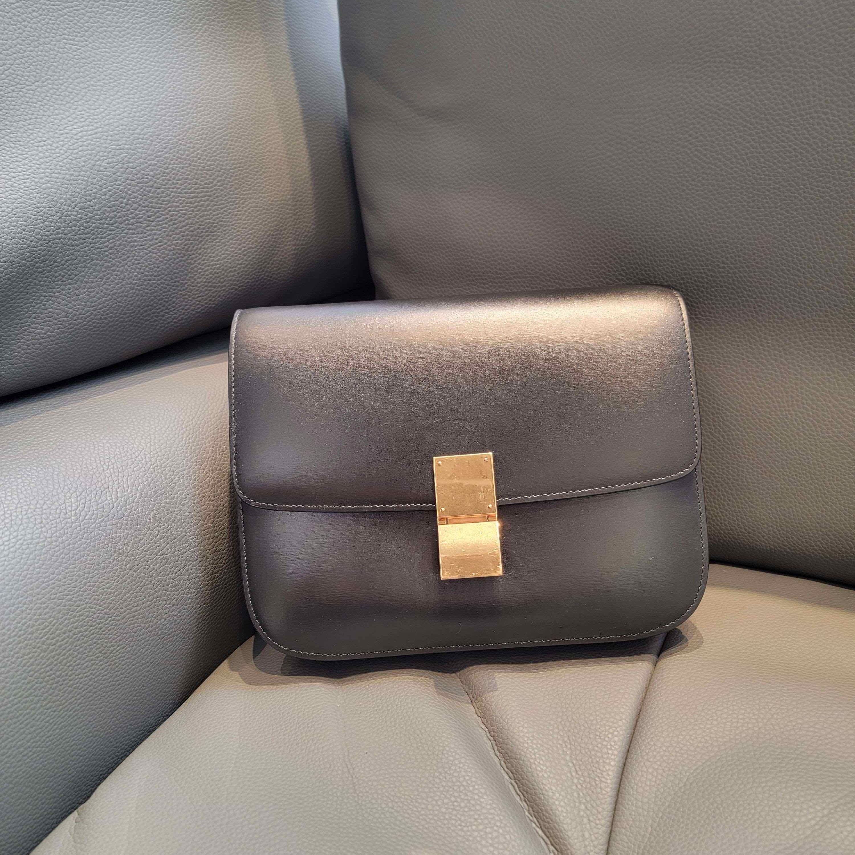 99新 Celine/思琳 celine黑金box斜挎包