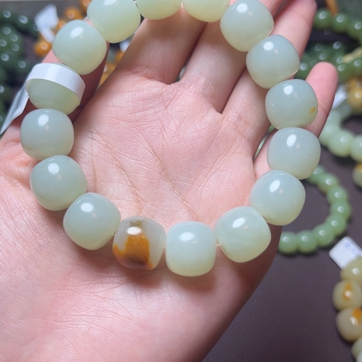 透闪石质玉珠宝奇石未镶嵌射***健