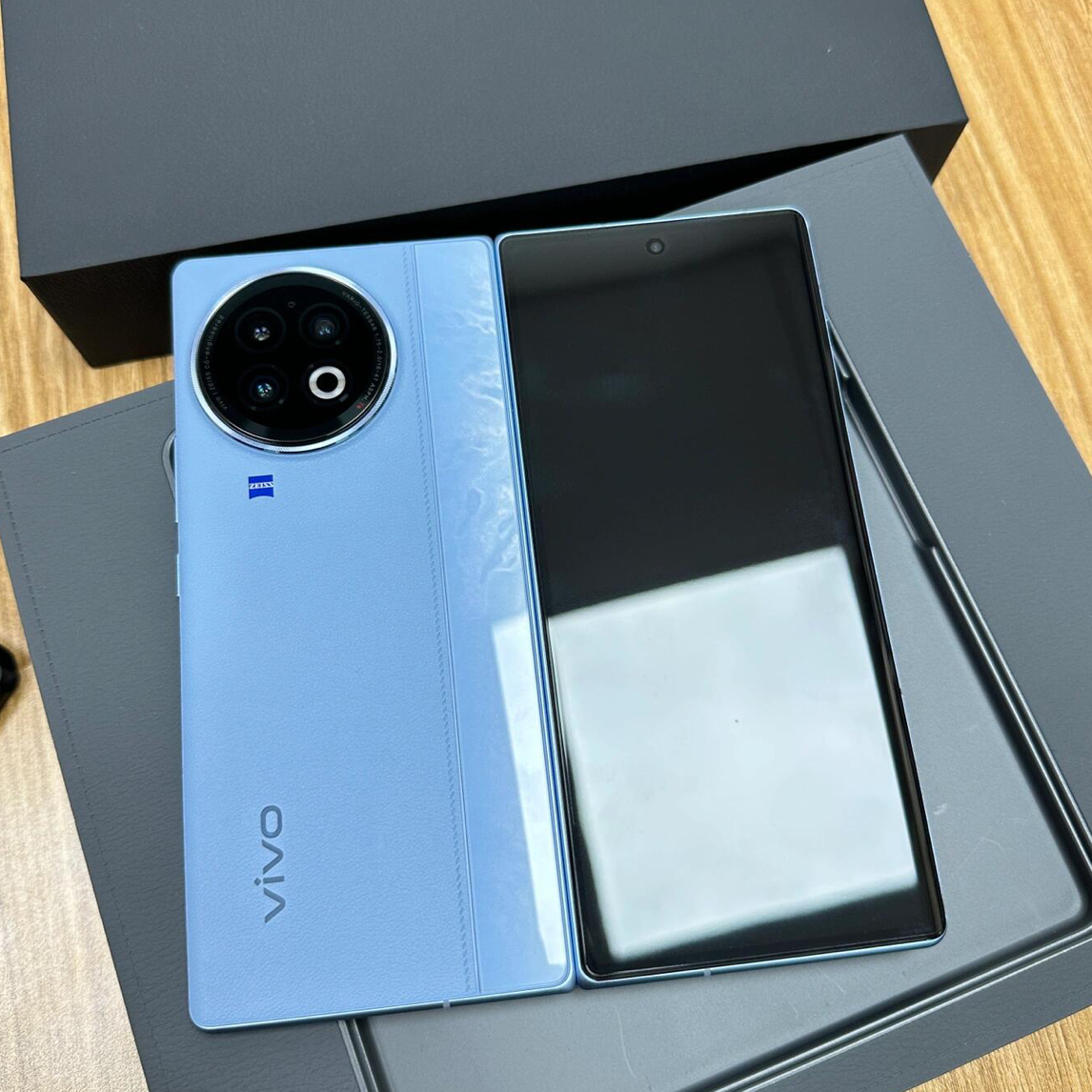 9新 vivo fold2折叠屏手机5G骁龙8Gen2巨幕屏悬停蔡司拍照商务机