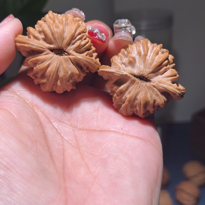 桃核吊坠            39