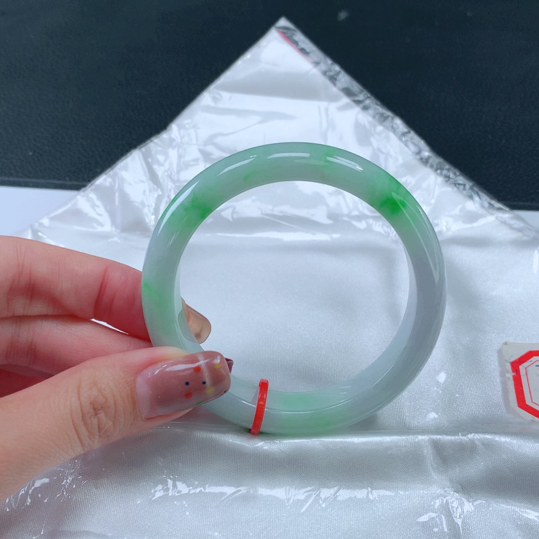 未镶嵌手镯翡翠019