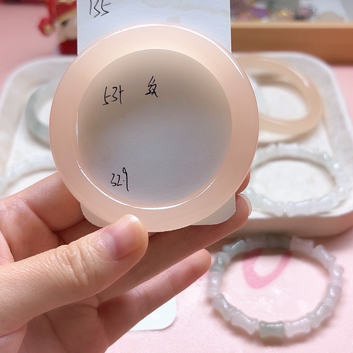 石英质玉未镶嵌手镯135