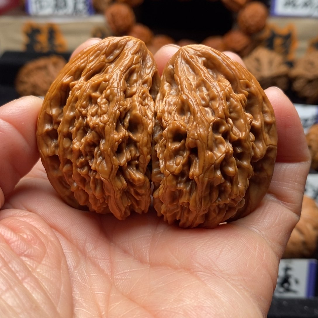 文玩核桃把件2****！虎头王栾生壁