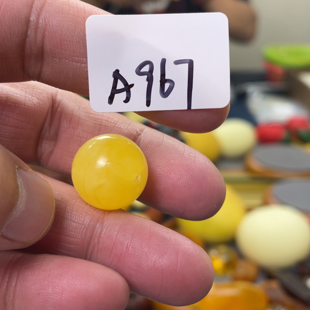 手链琥珀未镶嵌多样性发，发其中一件