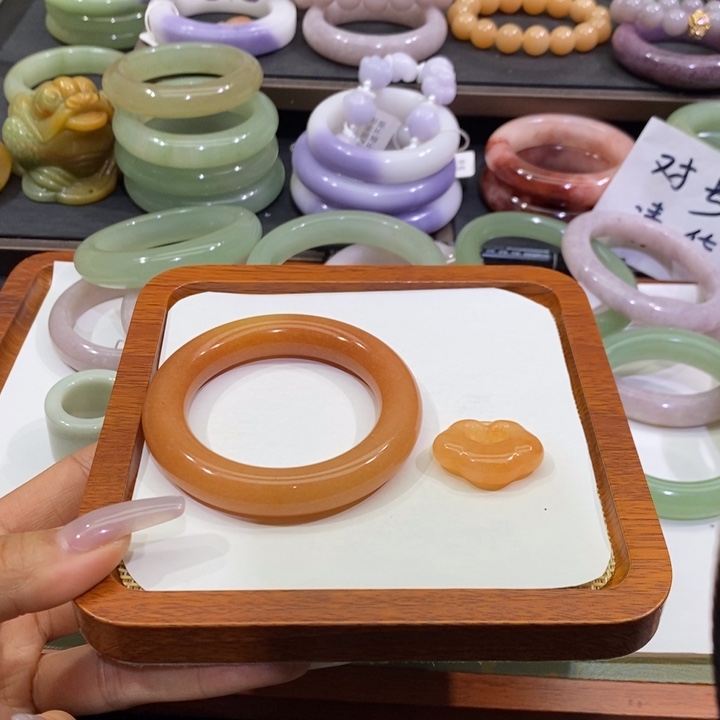 石英质玉未镶嵌手镯2件套