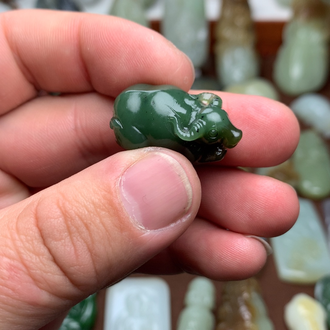 和田玉挂件未镶嵌