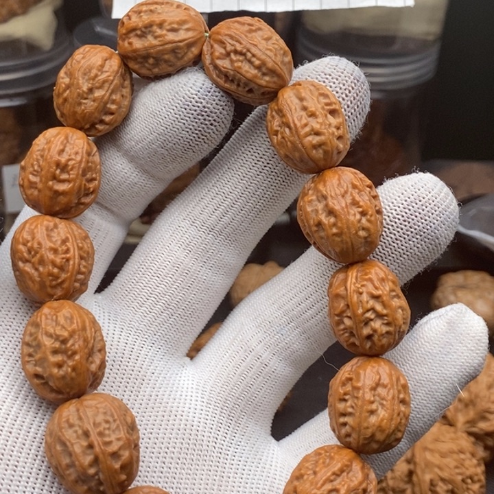 文玩核桃吊坠八棱17