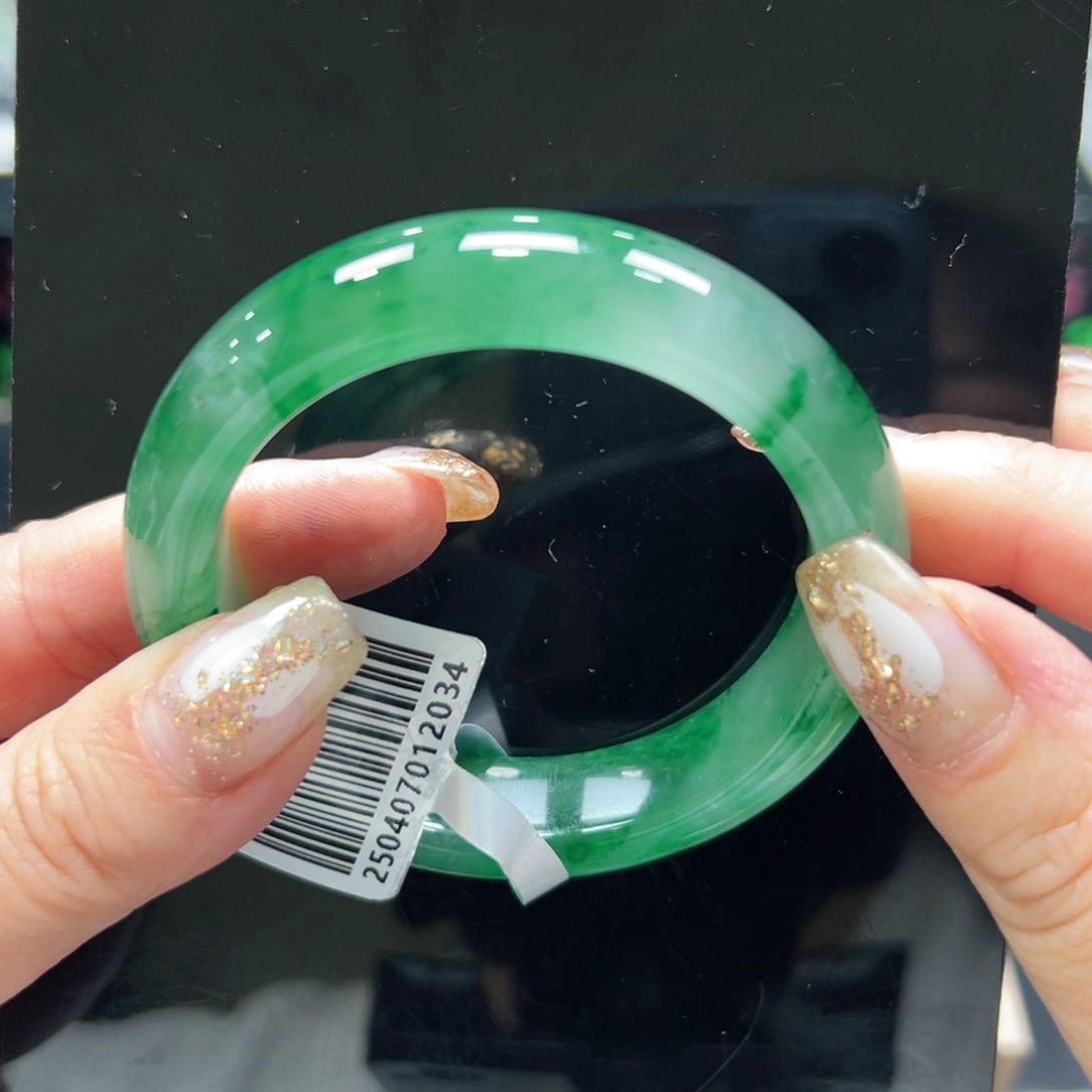 石英质玉手镯未镶嵌空*