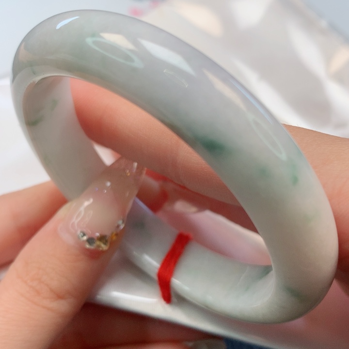 【闪购商品】翡翠手镯未镶嵌57+圈