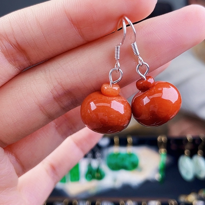 翡翠耳饰未镶嵌饰品