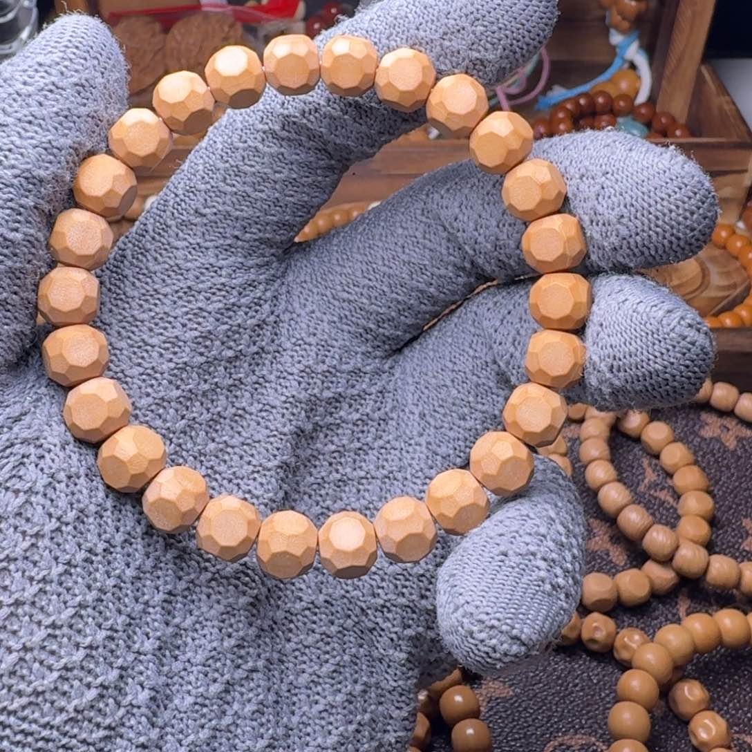 小****猴头核桃手串鸭蛋黄机甲六方8mm