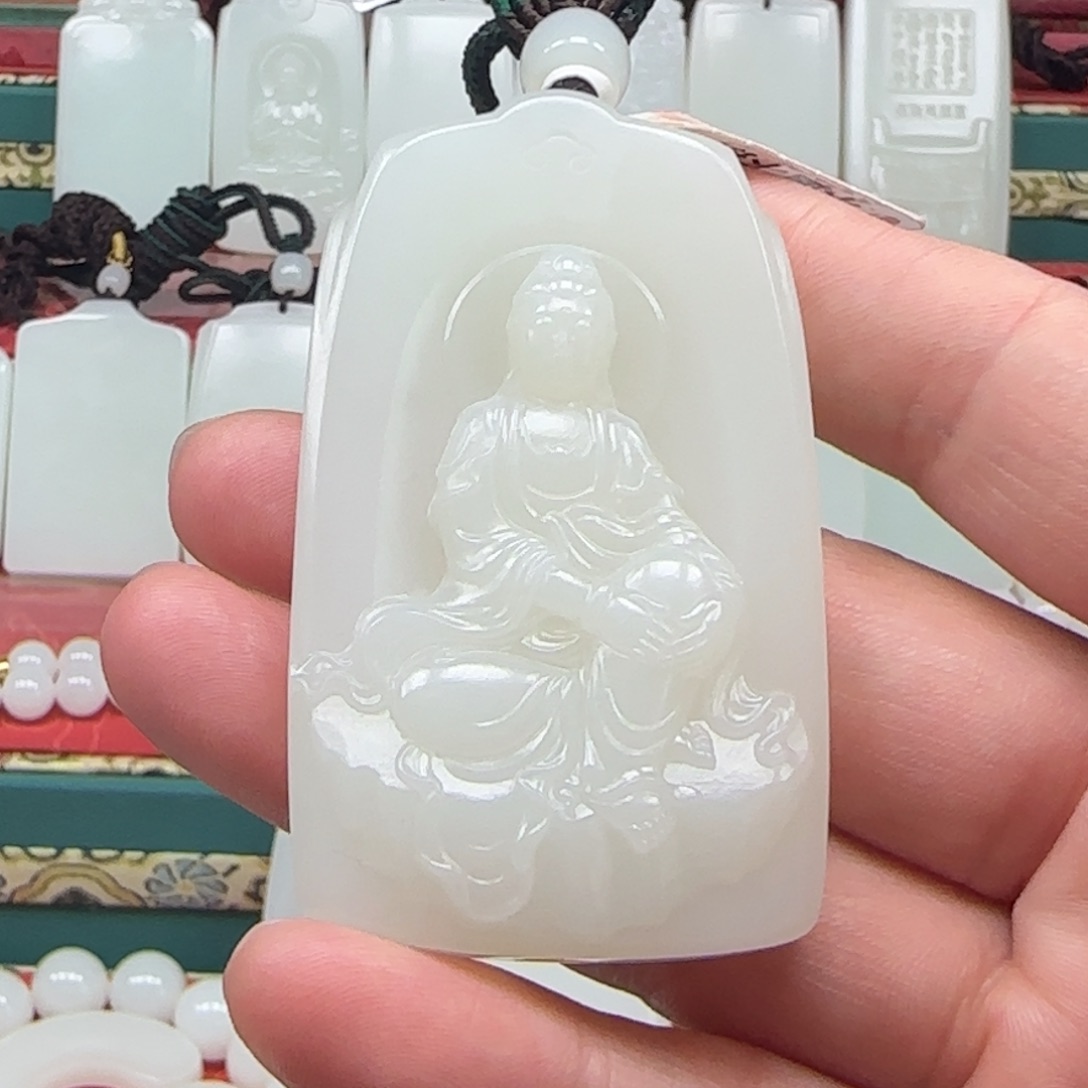 未镶嵌和田玉挂件心**阳