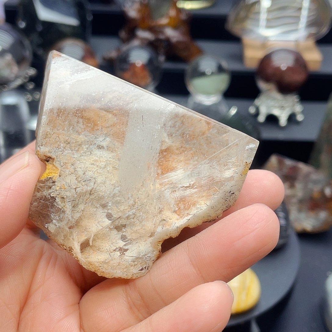 未镶嵌水晶大型摆件（非配饰）