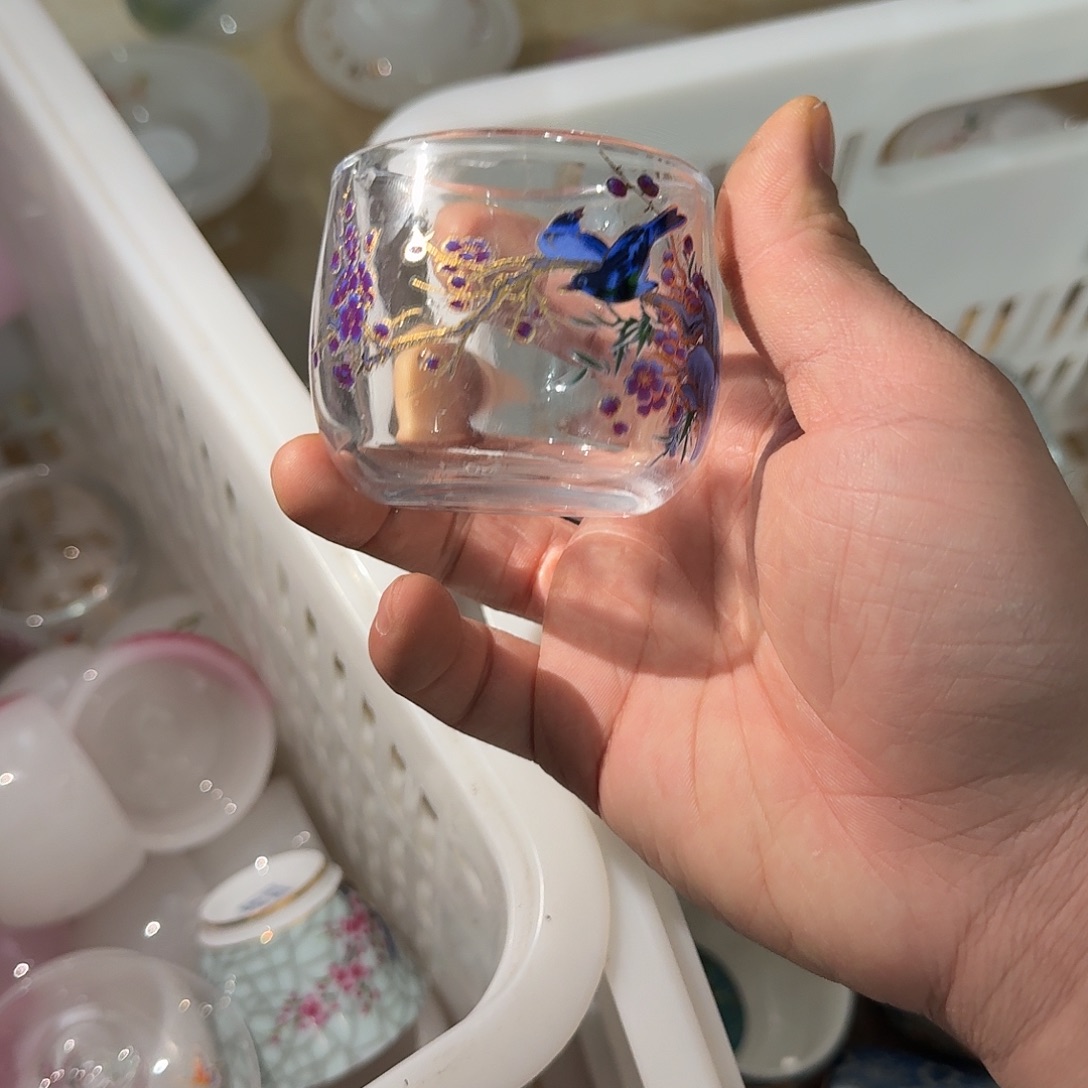 客变色水晶杯一个