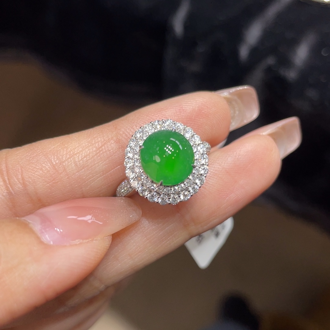 翡翠颈饰18K金镶嵌天然缅甸翡翠
