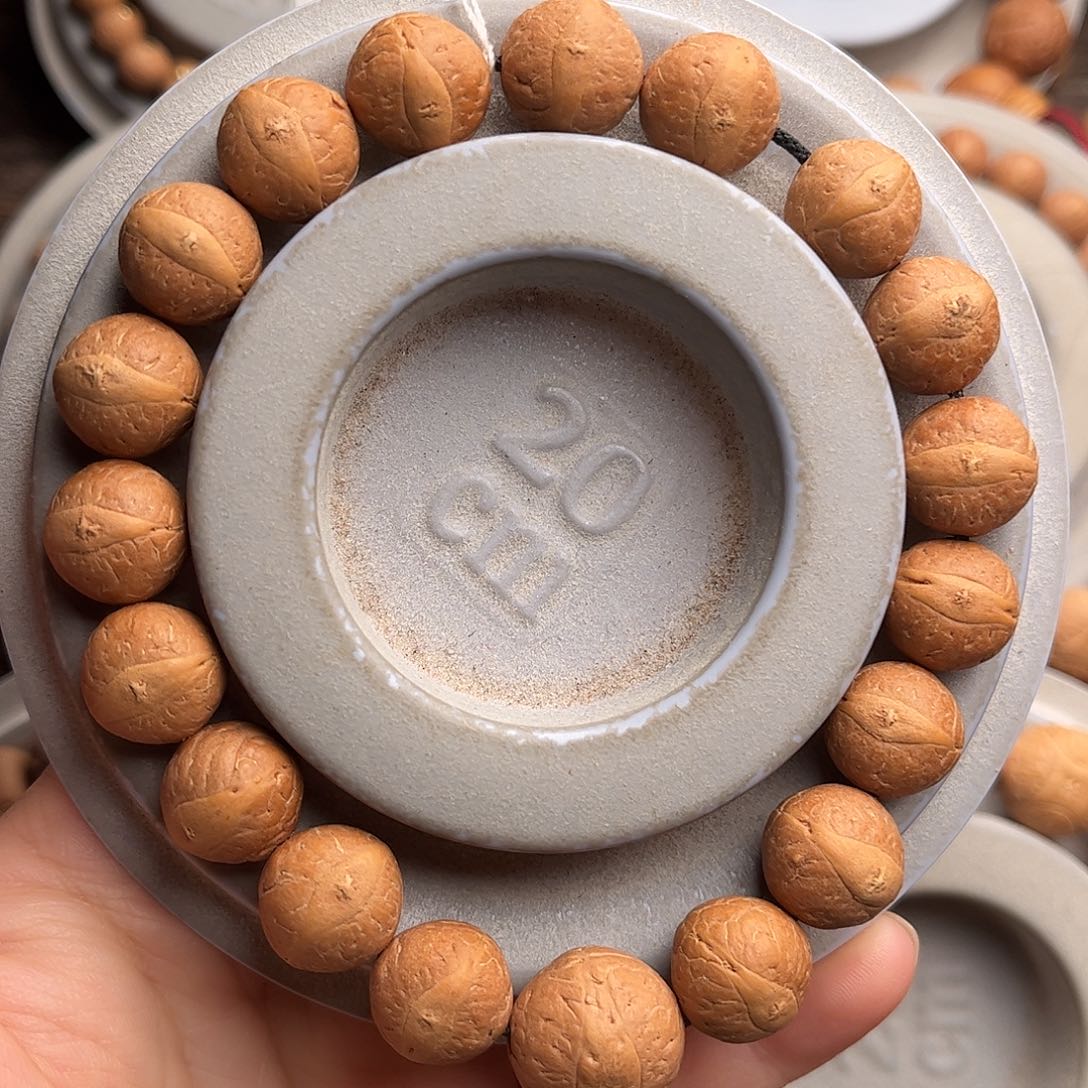 凤眼菩提手串13福利