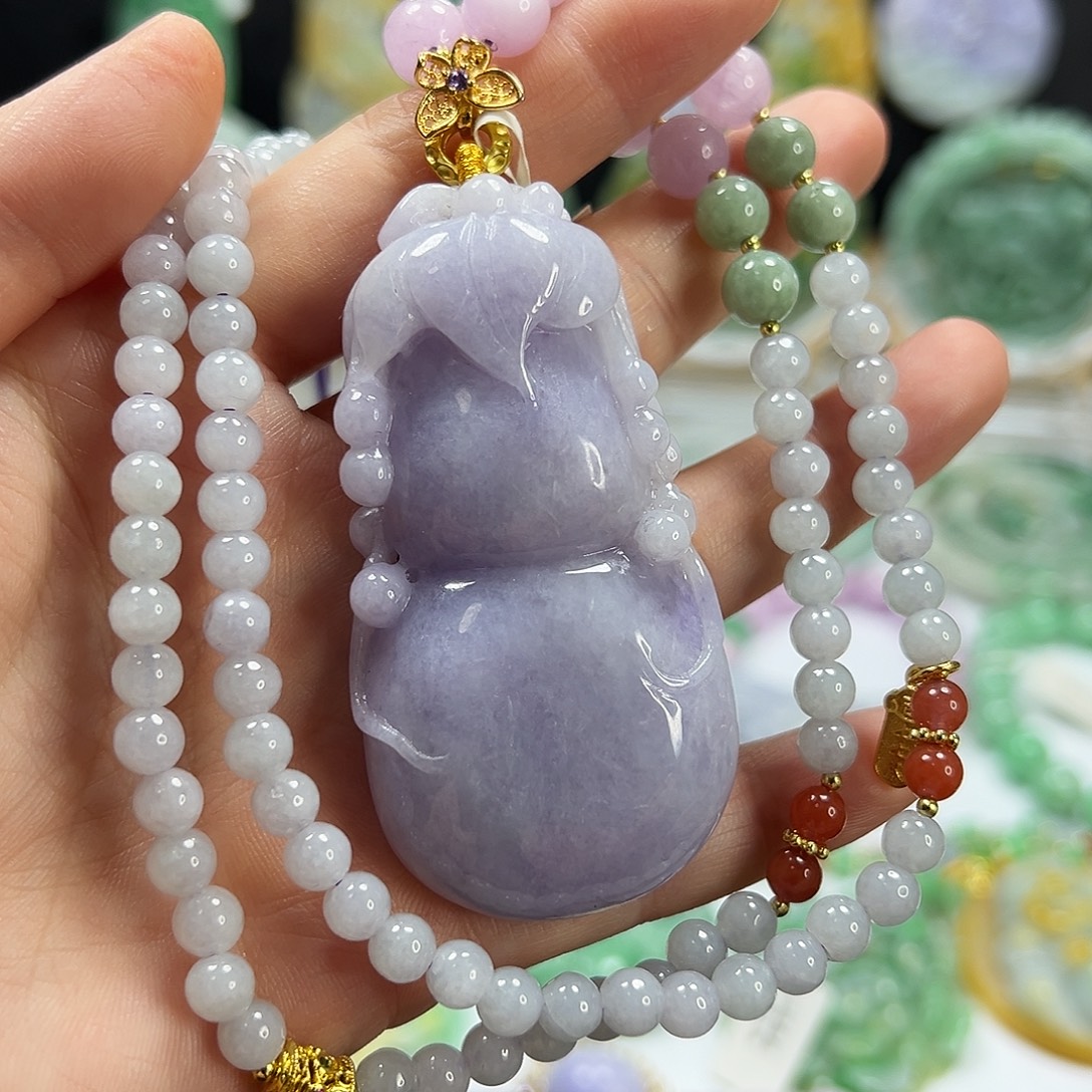 翡翠未镶嵌颈饰吊坠