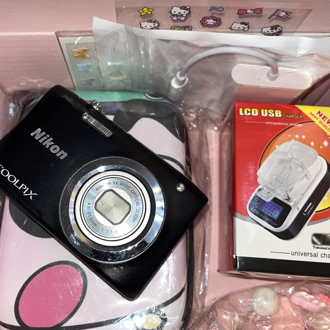 95新 Nikon/尼康 A100 奶油肌高清ccd