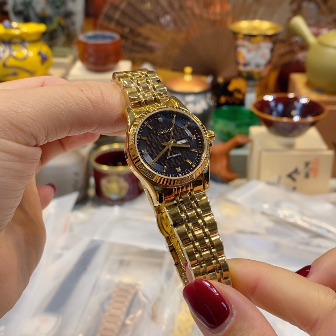 精钢小牛皮（革）精钢石英机芯