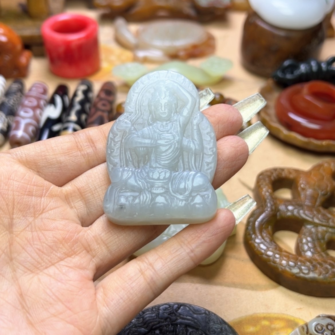 【闪购商品】蛇纹石玉颈饰未镶嵌