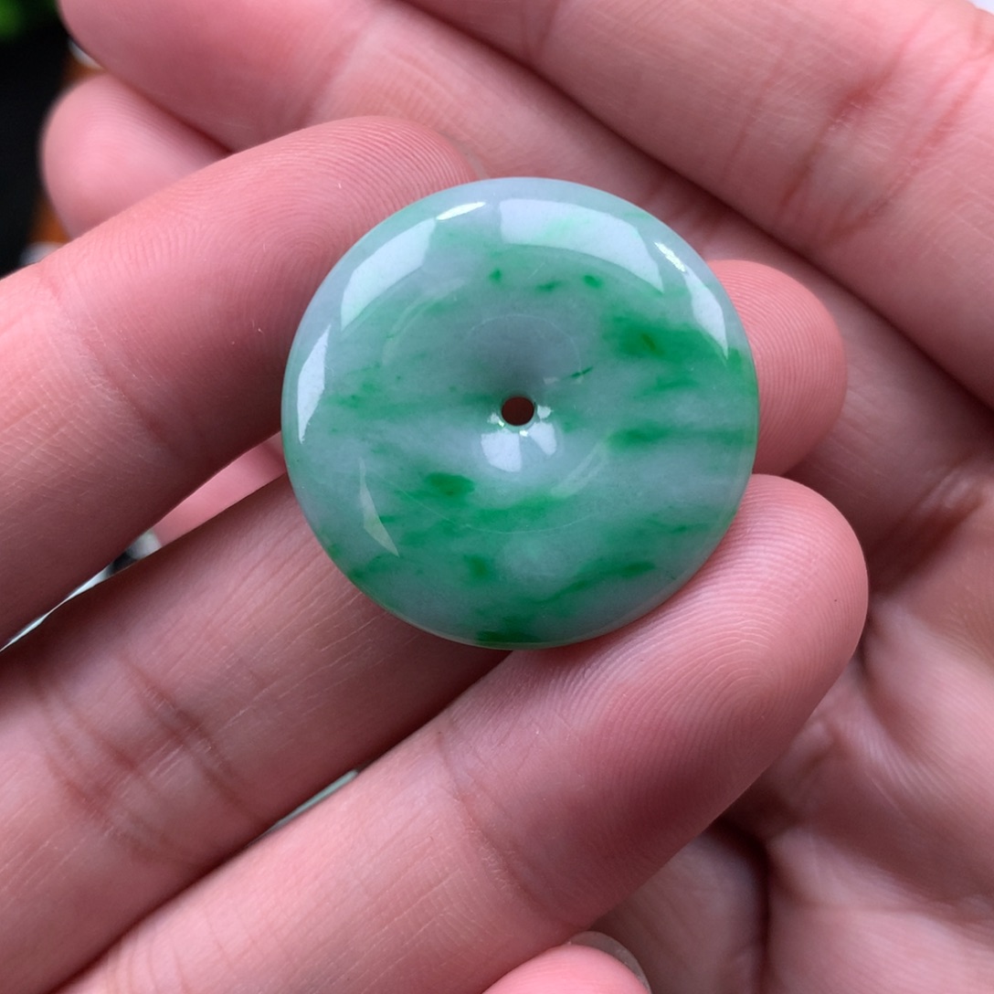 翡翠吊坠(不含链)未镶嵌平安扣