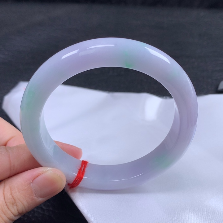 翡翠未镶嵌手镯   