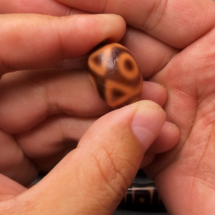 玛瑙/玉髓颈饰未镶嵌小*锅