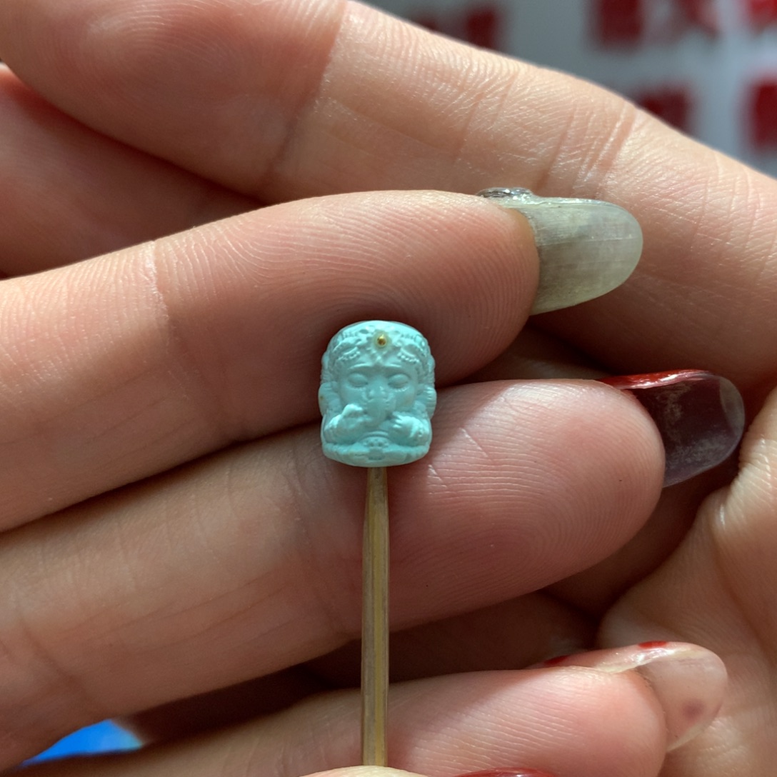 绿松石配饰未镶嵌