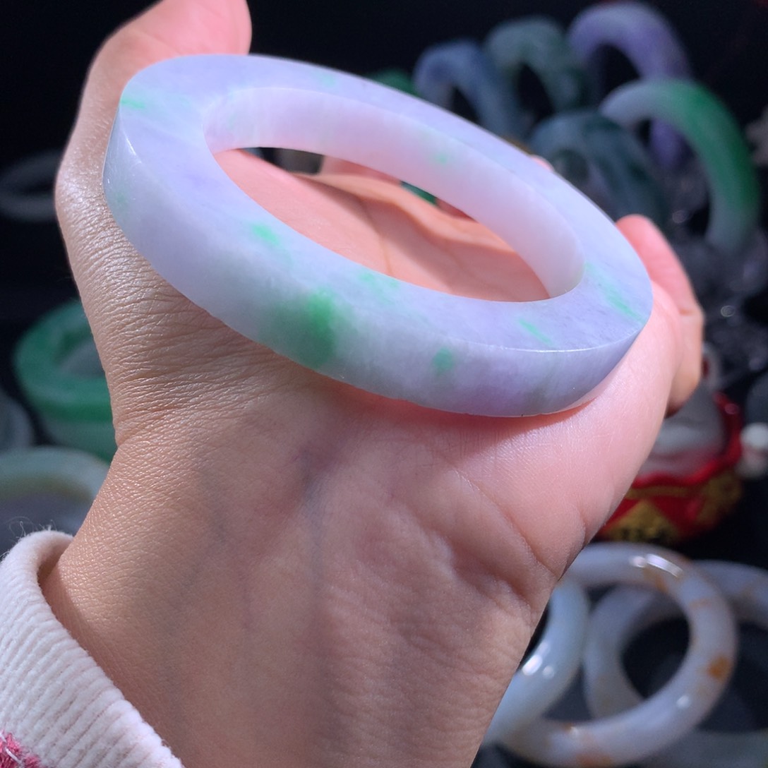 定制翡翠燕子强推8未镶嵌