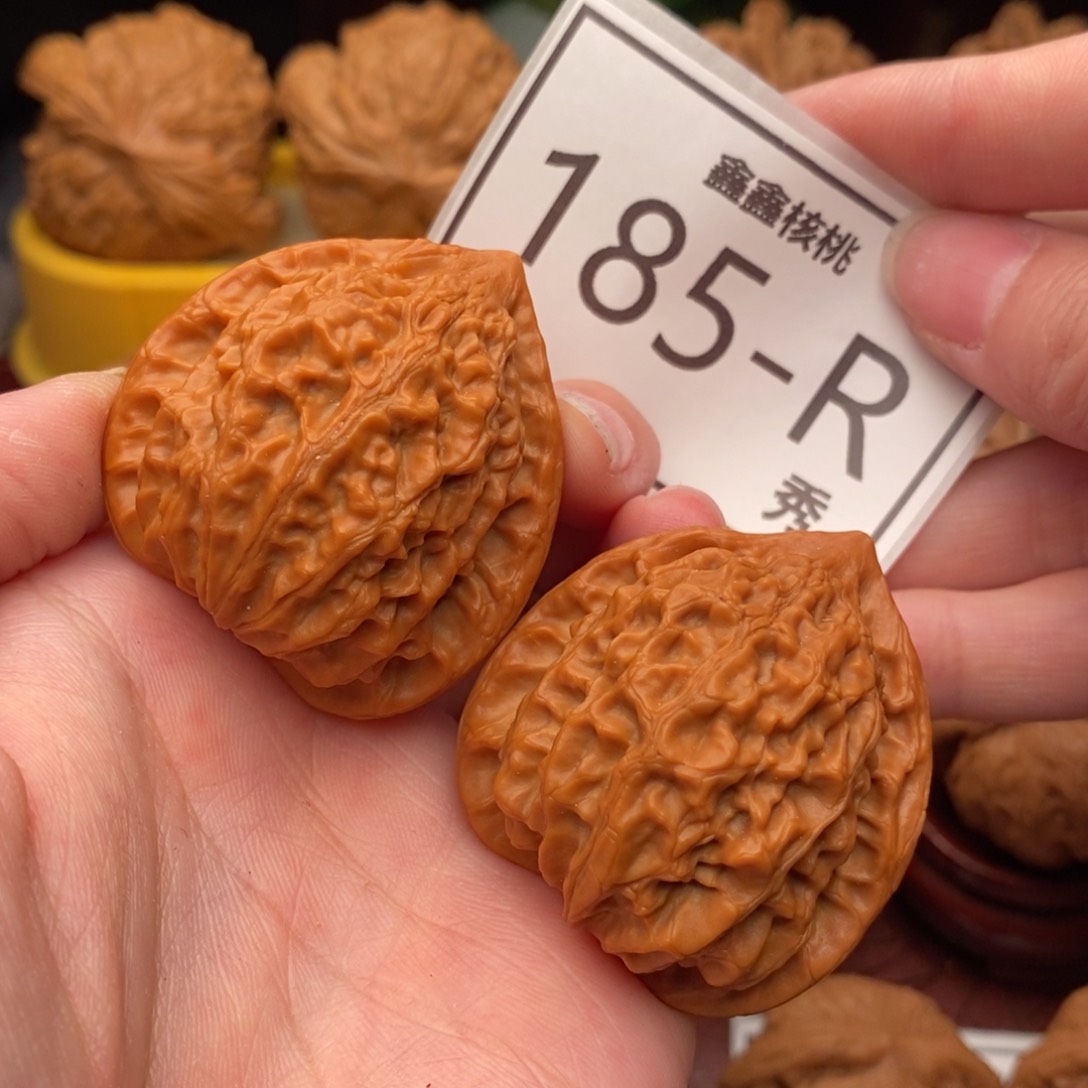 文玩核桃把件金牛40