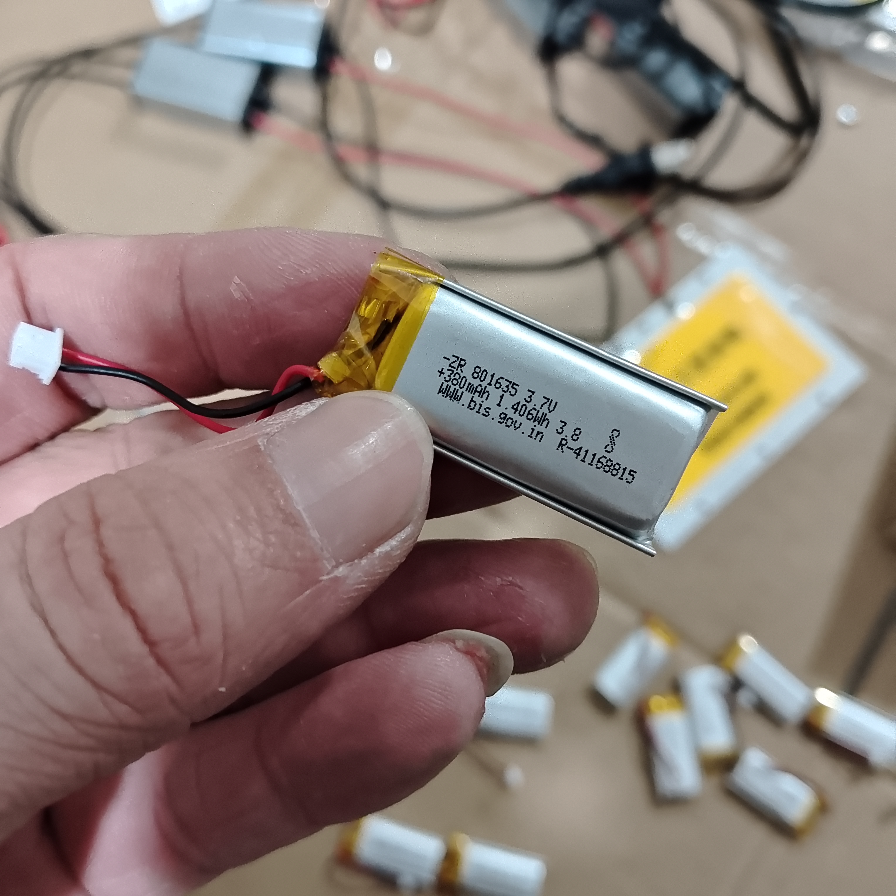聚合物锂电池380毫安（5个）