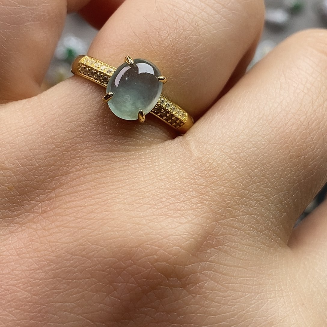 翡翠未镶嵌戒指翡翠