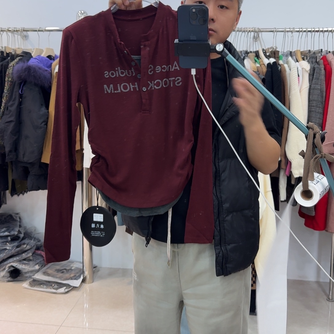 曼***曼在干嘛你吃饭没了吧228