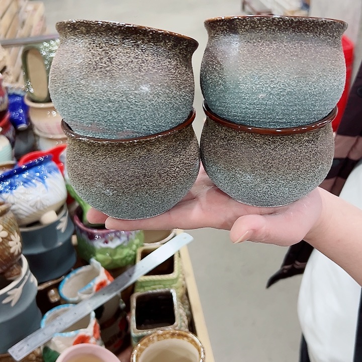 有孔.凑满10元发货多肉陶瓷花盆！
