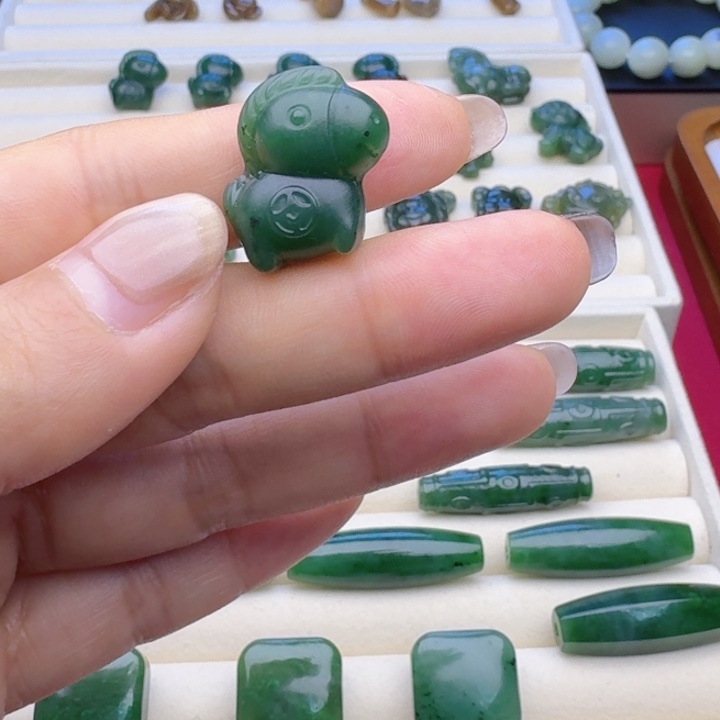 ༇***゜和田玉（糖玉）未镶嵌车挂