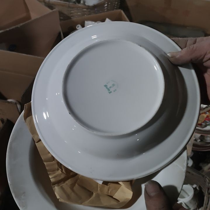 摆件陶瓷盘子碗啥都有