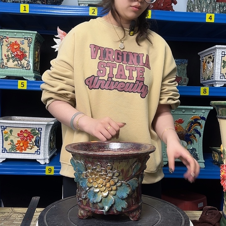 江***画石湾盆石湾盆石湾盆